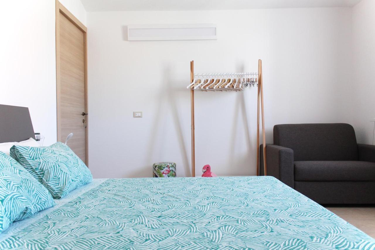 Acquachiara Rooms Villasimius Exterior foto